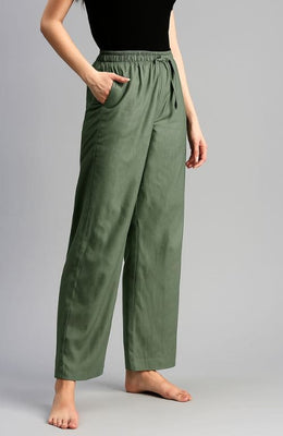 The Olive Solid Wide Leg