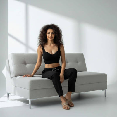 The Solid in Black Tapered Straight Fit Pant