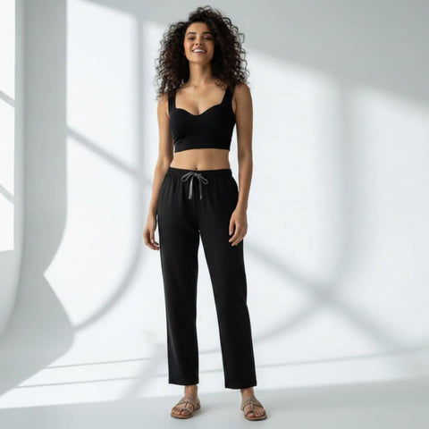 The Solid in Black Tapered Straight Fit Pant