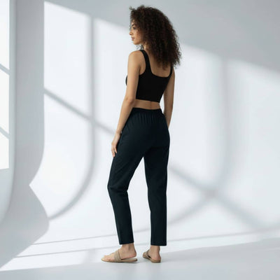 The Solid Dark Green Tapered Straight Fit Pant