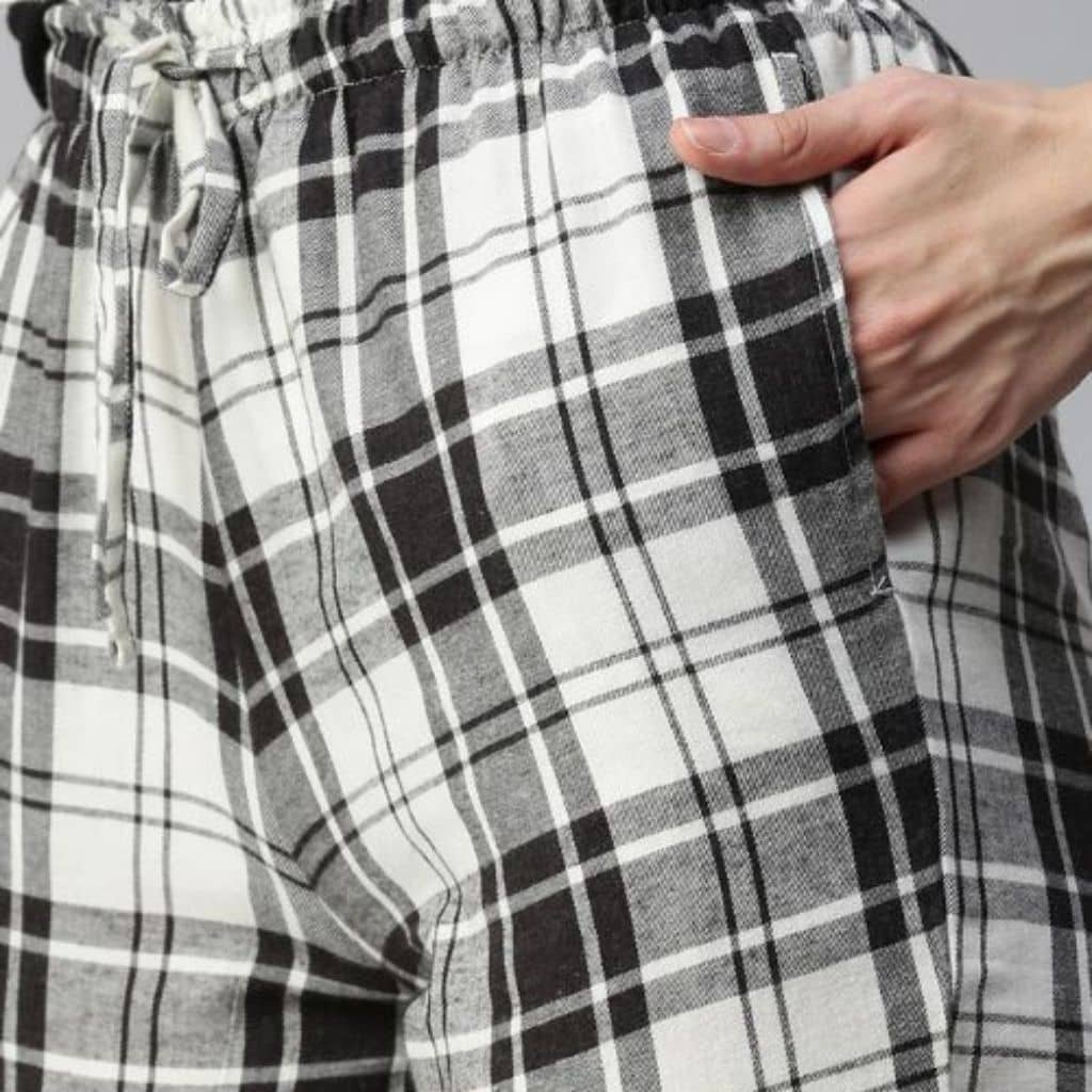 The Plaid Cotton Twil Tapered Straight Fit Pant