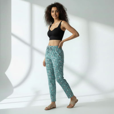 The Christmas Tree Motifs Cotton Tapered Straight Fit Pant