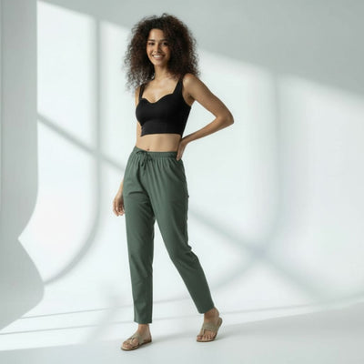 The Solid Green Cotton Poplin Tapered Straight Fit Pant