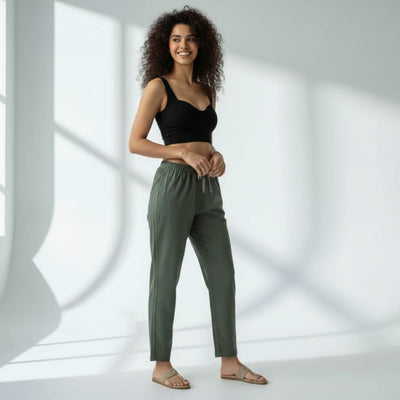 The Solid Green Cotton Poplin Tapered Straight Fit Pant