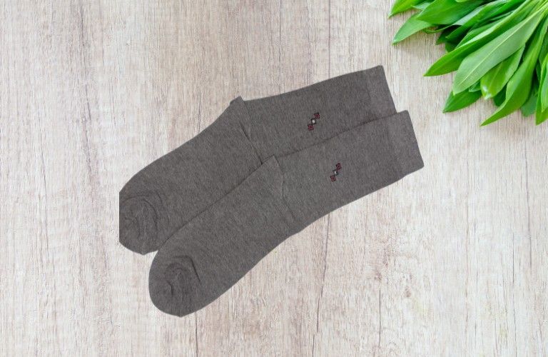 Wild Wear Calf Socks - White